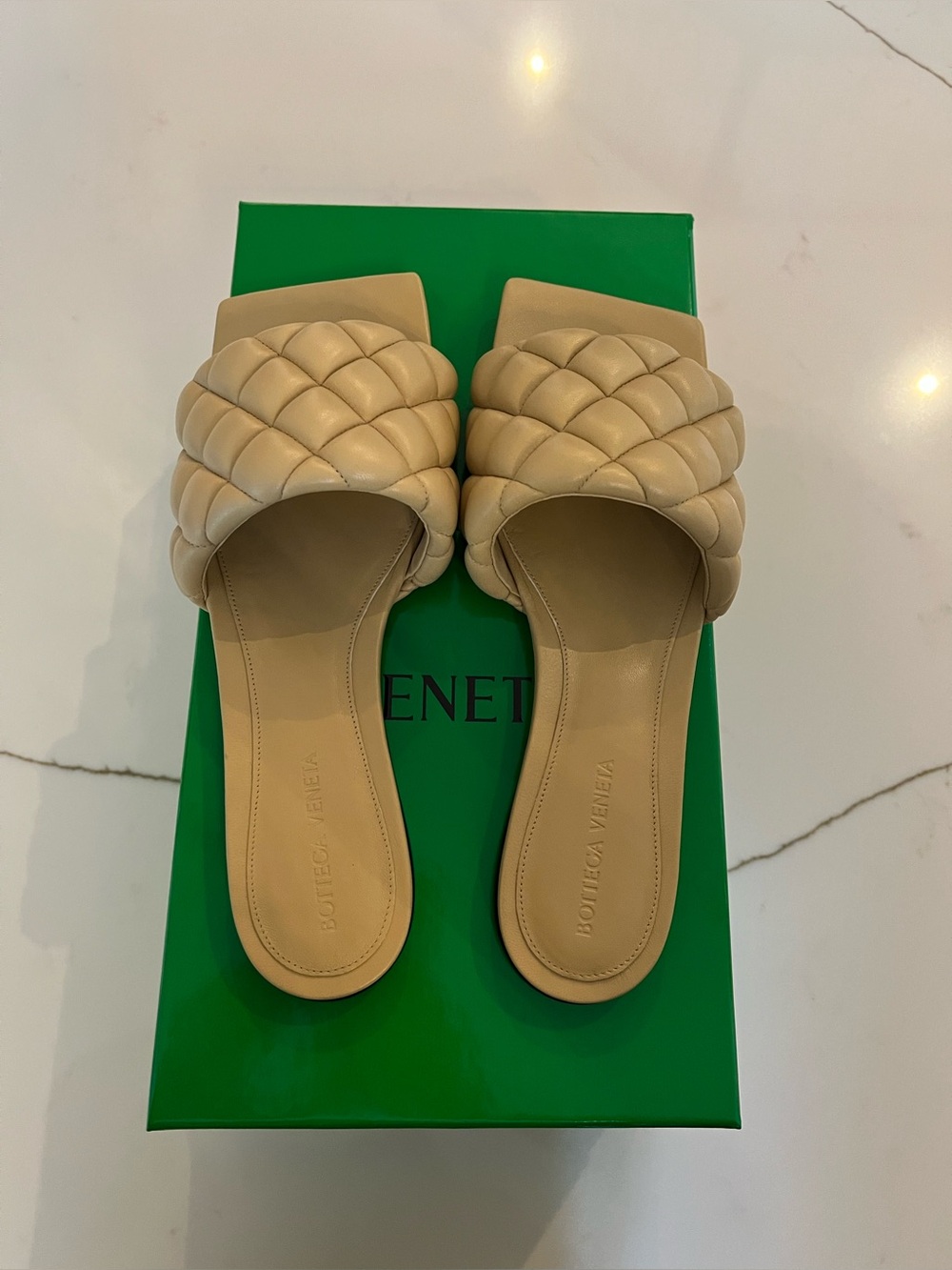 NEW Bottega Veneta Padded Quilted Leather Sandals - Size 39